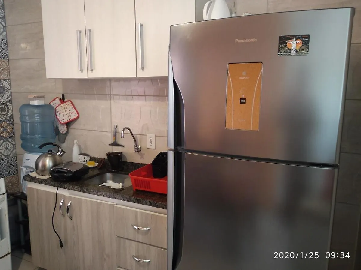 Sobrado 3 Quartos Com Garagem 2 Veiculos Piçarras Brasil